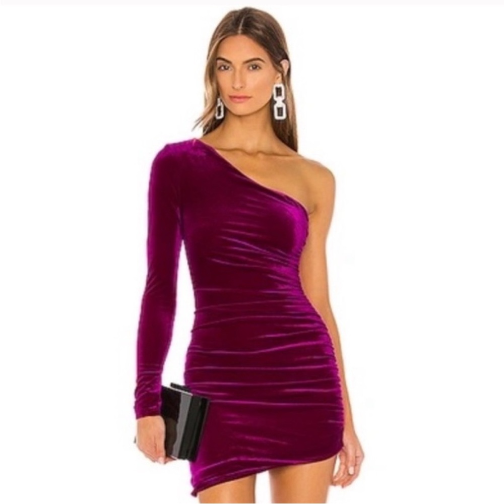 πNBDπREVOLVE GINNIE STRETCH VELVET ONE SLEEVE MINI DRESS MAGENTA SZ M - Picture 2 of 7